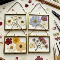 Frames Wall Hanging,Double Glass Picture Frame with Chain DIY Vintage Artwork Display Frames for Pressed Pictures/Home Wall Deco