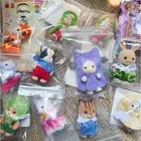 Original Sylvanian Families Dollhouse Seal Labrado Fox Halloween Cat Cute Doll Girl Flocking Decoration Ornament Gifts Display