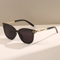 Retro European And American Large Frame Fashion Glasses with Chain Decoration on Legs Unisex Suitable for Daily Wear And Driving