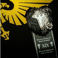 Eagle Emblem Fabric Banner Brooch Black Furry Trim Medieval Gothic Metal Pin Cosplay Costume Decor Collectible Badge Gift