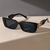 1Pc Fashionable Cat-Eye Frame Black Glasses with Metal Accessories, Suitable for Stylish Outfits, Parties, and Holiday Travel