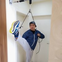 Leg Stretcher with Pulley System - Kung Fu & Taekwondo Training Equipment for Flexibility, Strength & Splits Practice