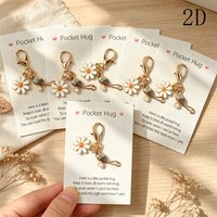 3 Pieces/6 Pieces of Cute Bird and Flower Keychains, with Pocket-Sized Greeting Cards, Very Suitable as Backpack Charms, Decorative Gifts, and Ideal Gifts for Friends, Family Birthdays, and Parties.