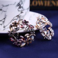 Exquisite Elegant Women Crystal Garland Brooch Badges Fashion Luxury Rhinestone Shining Boutique Round Pin Corsages