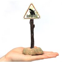 Aquarium Decoration Ornaments Resin Artificial Shark Warning Sign Landscaping Accessories for Fish Tank Aquarium Background