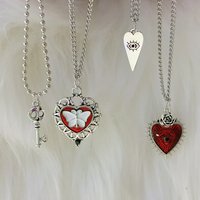 Goth Jewelry Red Heart Evil Eye Necklace Men Punk Skull Lock Butterfly Pendant Necklace for Women Egirl Accessories Fashion