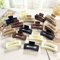 4pcs Square hollowed-out hair clip, a simple and elegant hair accessory, sturdy and durable, suitable for work or as a gift.