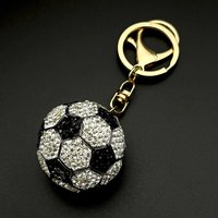 2026 3D Soccer Keychain USA For Women Men Bling Rhinestone Canada Mexico Football Cup Keyring Souvenir Jewelry Accessory