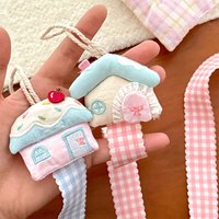 Creative Cute Cottage Hair Clips Organizer Hanging Wall Hair Claws Organizer For Women Girls Hairpins Display Storage Bag