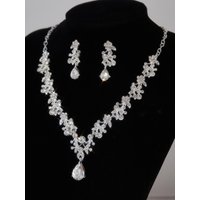 Luxury Exquisitely Inlaid Zircon Bright Earrings Necklace Set for Women's Jewelry Wedding Bridal Accessories Party Jewelry