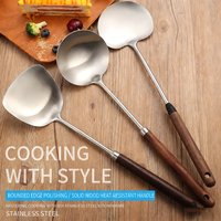 304 Stainless Steel Soup Scoop Wooden Long Handle Cooking Shovel Scoop Restaurant Hotpot Soup Porridge Spoon Kitchen Tableware