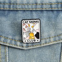 Cat Moms Club Enamel Pins Cartoon Animal Cat Lover Brooches Lapel Badges Funny Kitten Paws Jewelry Gift for Kids Friends