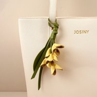 New Trendy Hanger Flower Pu Leather Pendant Handmade Cartoon Leather Keychain Creative Car Keyring Bag Pendant Women Accessories