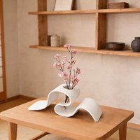 1pc Modern Minimal Curved 3D Printed Vase Ribbon-Shaped Dried Flower Holder Nordic Style Desk Decor for Home Office Living Room