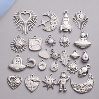 6pcs Fashion Pendant Alien Spaceship Moon Stainless Steel Charms For Jewelry Making Bag Kychain Charm DIY Necklace Earrings Bulk