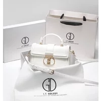 Luxury Designer Bags with High Quality Alligator Printing Leather and Delicate Metal Design Women's Portable Shoulder Bag