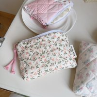 Pink Floral Print Quilted Padded Cotton Earphone Bag Mini Pouch Lipstick Earphone Storage Pouch Cute Zipper Organizer for Girls