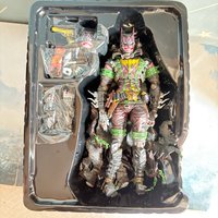 Play Arts Joker Figure 1/6 Batman Action Figures Clown Character Comic Series Rogues Gallery The Joker Figures Collect Toys 26CM