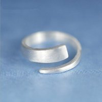 Classic Simple Matte Opening Women's Korean 925 Sterling Silver Jewelry Twisted Geometric Creative Opening Rings R054