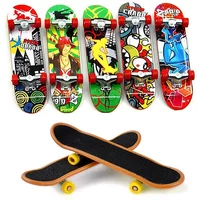 Mini Professional Skate Board Toys Finger Skate Board Mini Fingertip Skateboard Kit Creative Fingertip Toys for Parrots and Kids