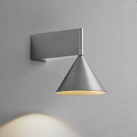 Applique murale de chevet minimaliste en aluminium de styliste italien, applique murale chaude conique géométrique pour couloir, escalier