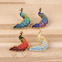 Vintage Colored Peacock Women Lapel Pins for Backpack Enamel Pin Men Brooch for Clothes Badges Accessories Jewelry Pins