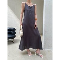 Summer women's casual solid color V-neck embroidered loose slimming camisole dress
