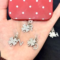 Lucky Four-Leaf Clover Letter Phone Dust Plug (Letters A-M Available) – Stylish Alloy Pendant, Type-C Port Compatible