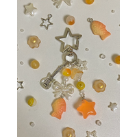 aesthetic y2k beaded orange yellow taiyaki fish goldfish star keychain