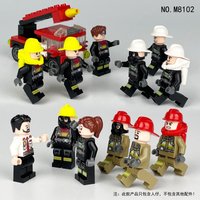 Firefighter M8102 toy model assembles small particles of children's toys, escalators, accessories, toys and gifts for children.