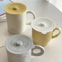 Simple Solid Color Concave Embossed Letter Silicone Rubber Integrated Cover Creative Water Cup Dust Cup Lid Round Cold Mug Lid