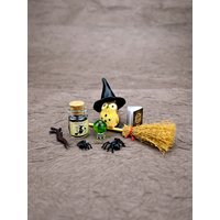 A Miniature Magic Stone, Miniature Magic Academy Ornament, Halloween and Christmas Gift, Party Decoration, 1/12 Dollhouse Accessories, Model House, Micro-Landscape Decoration, Home Decor (Book Cover