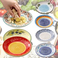 2-in-1 Round Plate Ceramic Ginger Grater Garlic Grater Vegetable Fruit Grinding Tool for Kitchen Manual Garlic Ginger Masher