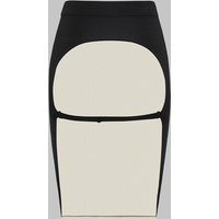 Black Waist Hugging Tight Skirt Sexy Exposed Buttocks Design Summer 2026 Beach Bikini Style Women's Fashion Skirts