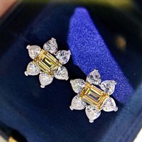 Huitan Yellow Cubic Zirconia Stud Earrings Aesthetic Flower Shaped Heart CZ Earrings Luxury Fashion Wedding Jewelry for Women