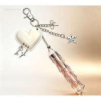 Vintage Ins Custom Heart Shape Stainless Steel Metal Lipstick Mesh Pocket Keychain Keyring Key Chain Pendant for Backpack
