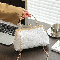 Fashion Chinese Style Banquet Bag Popular High Capacity Shoulder Bag Women Trendy Cosmetic Bag
