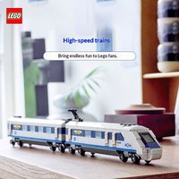 Lego-40518 Creator High-Speed Train 2, connected carriage, which is a driver's compartment and has a sloping front