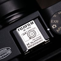 Metal Camera Hot Shoe Cover Cap for Canon Leica Nikon Fuji XM5 XE5 GFX100 XT5 XT50 XT4 XT3 XT30II XS20 X100VI DSLR Accessories