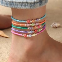 5pcs/set Minimalist Stackable Bracelet – Mixed Color Seed Beads & Floral Accents, Perfect for Vacation & Everyday Summer Style.