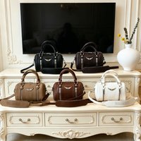 Famous design zipper women's crossbody bag, fashionable women's chain shoulder bag, modern trendy style handbag