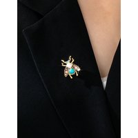 A Fashionable, Casual, and Cute Bee Insect Brooch for Women