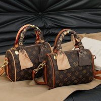 Classic Fashionable Vintage Diaper Bag For Women Designer Leather Large Capacity Tote Luxury Minimalist Elegant Stylish Commuter