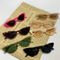Vintage Small Frame Cat Eye Sunglasses UV400 Protection Trendy Retro Shades Streetwear Accessories for Women