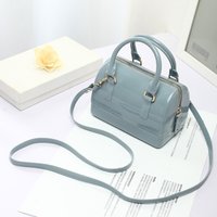 PVC Jelly Crossbody Bags Candy Transparent Handbag Portable Shoulder Bag Waterproof Women's Bucket Bag for Women Girl
