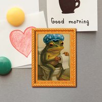 1 Piece of a Quirky Refrigerator Magnet Featuring a Frog Sitting on a Toilet, Mini Photo Frame Design, Small Creative Frame Hanging Picture, Wooden Craft, Fun Home Decoration, a Must-Have Novelty