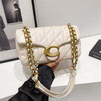 2026 women's new black diamond grid C-buckle chain bag, women's high-end and niche design, single shoulder crossbody bag