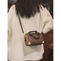 Trendy Unique Lady's Pillow Bag 2026 New Style High-End Lightweight Luxury Crossbody Handbag American Retro Style Commuting
