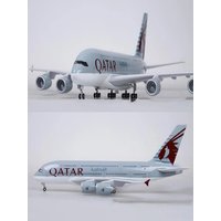 1/160 Scale A380 Qatar Airline Die-Cast Airplane Model 45.5cm with Light & Wheels Resin Collectible Aircraft Model