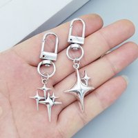 New Alloy Star Moon Keychain Creative Four Pointed Stars Accessories Key ring Pendant Backpack Decoration Women Men Jewelry Gift